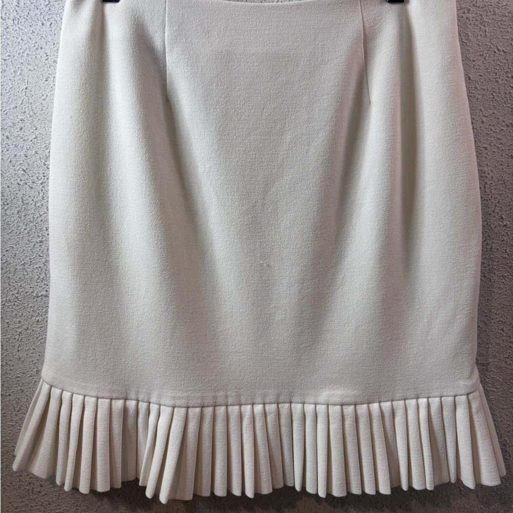 Larry Levine Cream Pencil Skirt with Pleated Hem